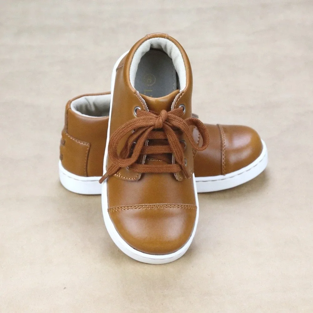 L'Amour Boys Evan Mid-Top Sneaker Brown Leather Cap Toe Size 8 Toddler Boot